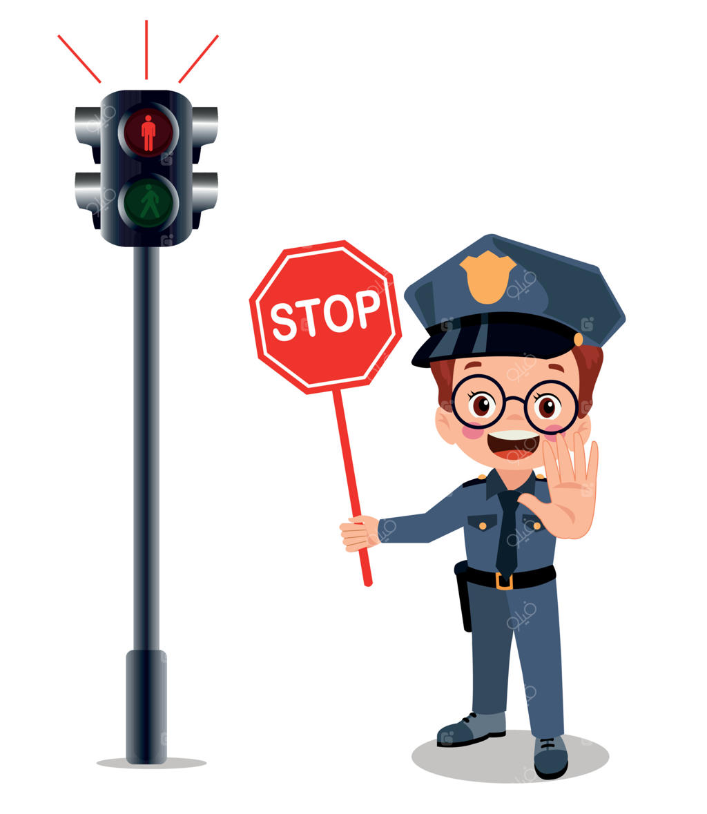 پسر بچه بانمک و خوشحال با لباس پلیس و تابلوی توقف در دست