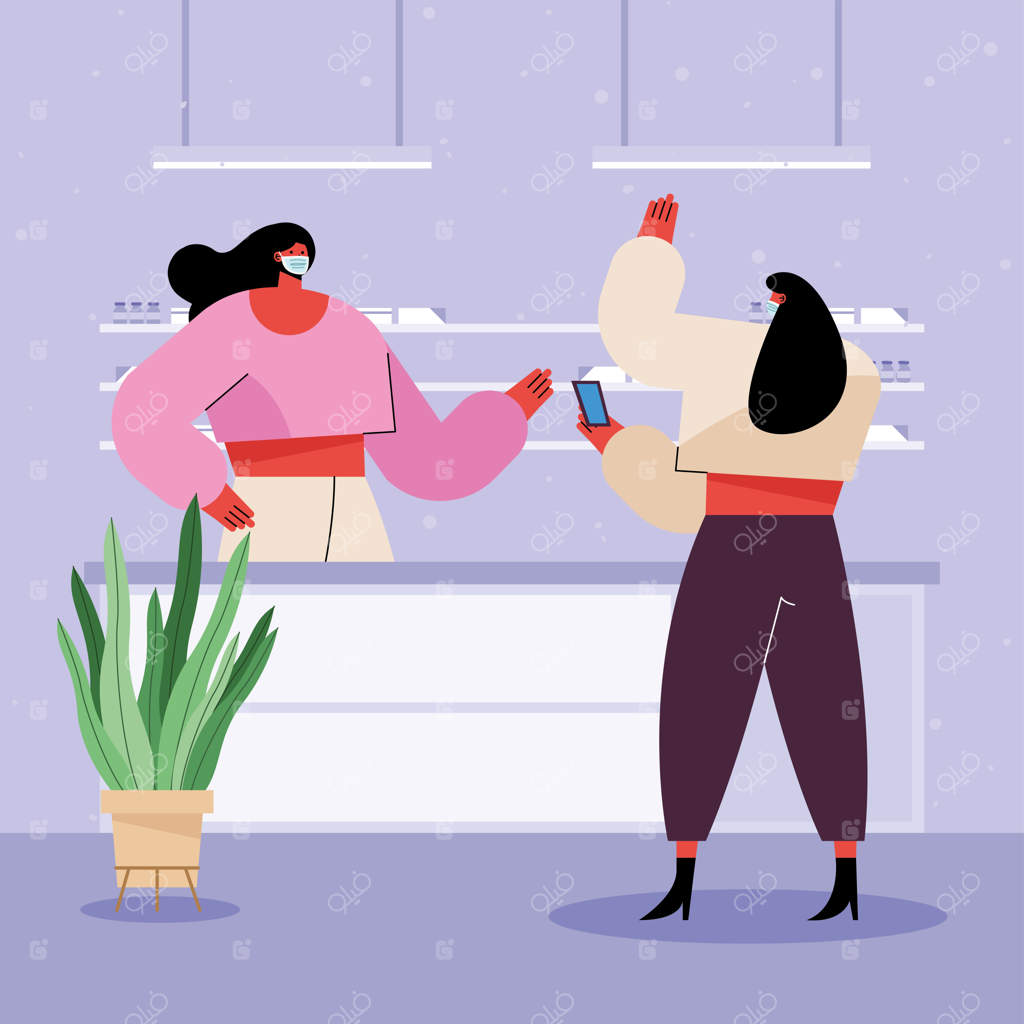 خرید زنان با ماسک‌های طرح‌دار