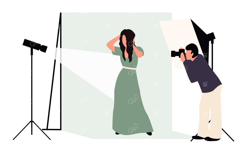 عکاسان حرفه‌ای در حال عکاسی از مدل‌های زن و مرد که در استودیوی عکاسی حرفه‌ای ژست گرفته‌اند