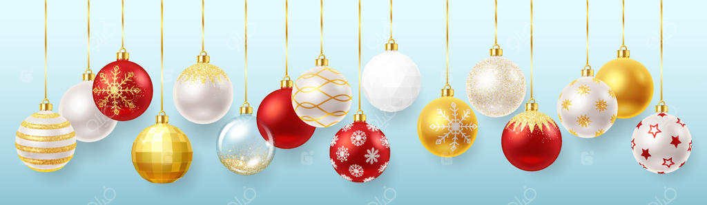 ترکیب واقع‌گرایانه توپ‌های درخشان درخت کریسمس. تزئینات سنتی سال نو با اشیاء سه‌بعدی روی پس‌زمینه آبی