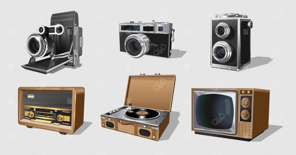 لوازم خانگی قدیمی، مجموعه‌ای از ماشین‌آلات کلاسیک. همراه با رادیاتورهای نوستالژیک.