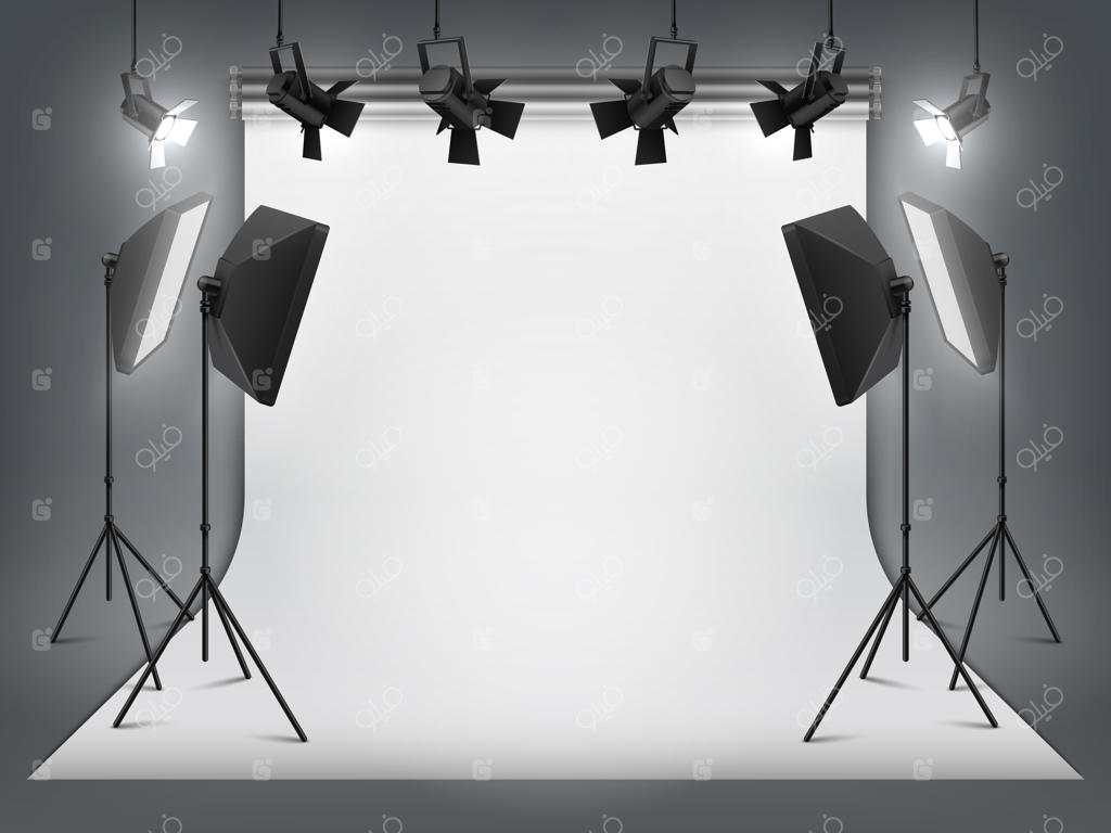 استودیوی عکاسی: پس‌زمینه و نورافکن، پروژکتور واقعی با سه‌پایه و تجهیزات استودیو