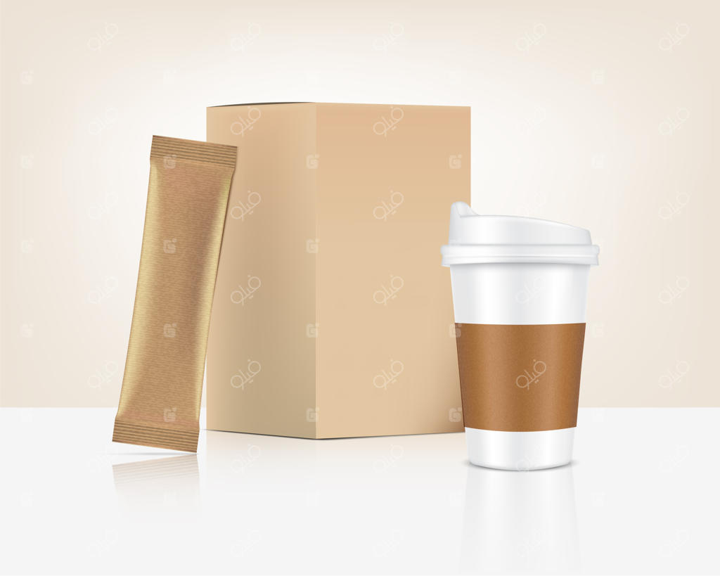 طرح مفهومی بسته‌بندی مواد غذایی و نوشیدنی: ساشه استیک 3 بعدی براق و فنجان با جعبه کاغذی روی زمینه سفید.
