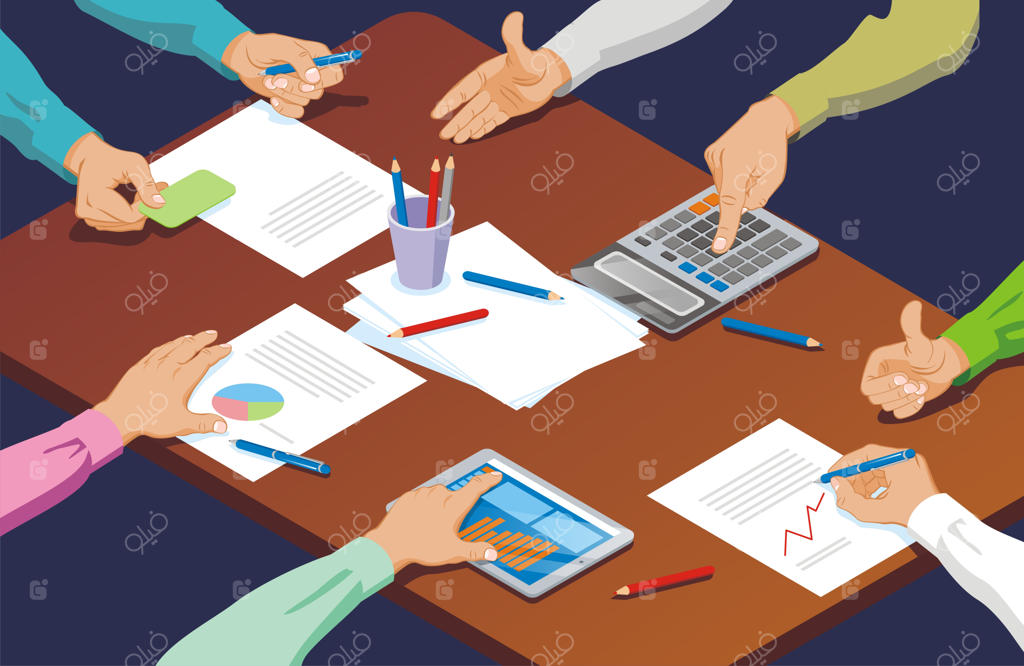 مفهوم کسب‌وکار حرکات دست ایزومتریک با کارت نگه‌داری شده با استفاده از تبلت، مداد، ماشین‌حساب و علامت تأیید بر روی میز