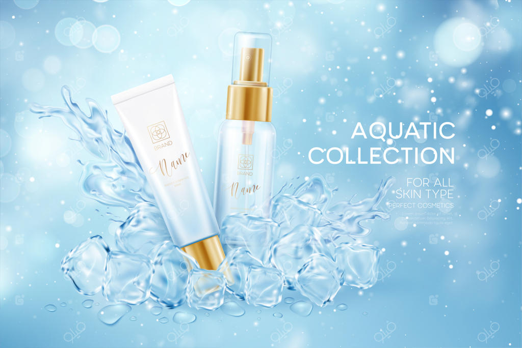 بطری‌های لوازم آرایشی در مکعب‌های یخی شفاف با پاشش آب تاجی‌شکل، جدا شده از زمینه