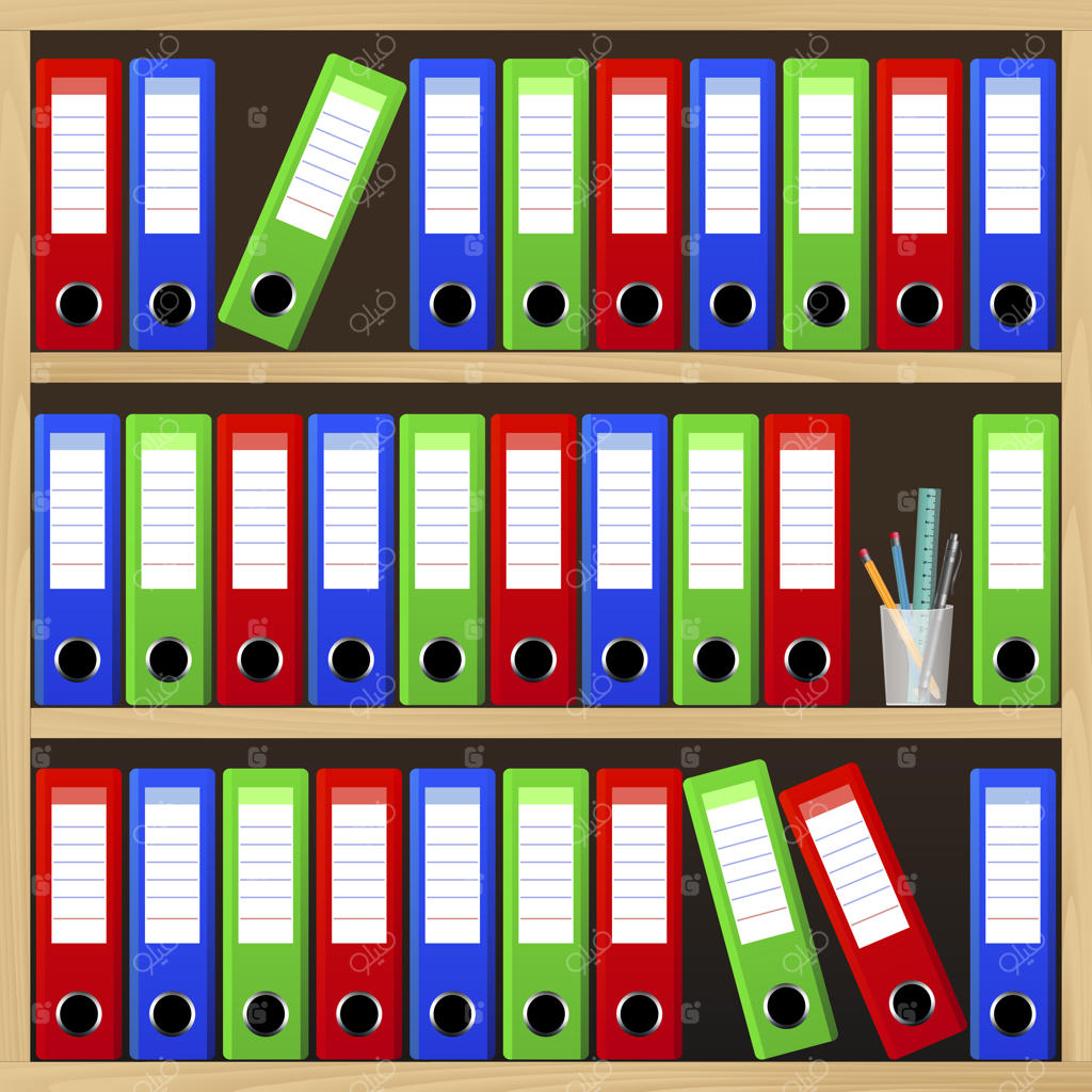 قفسه‌های چوبی با پوشه‌های بایگانی