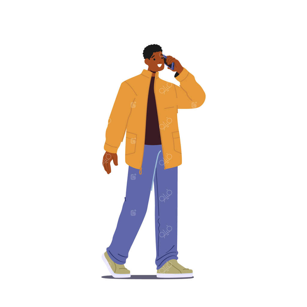 نوجوان سیاه‌پوست شاد با کاپشن و شلوار جین در حال صحبت با دوستش از طریق گوشی، در پس‌زمینه سفید