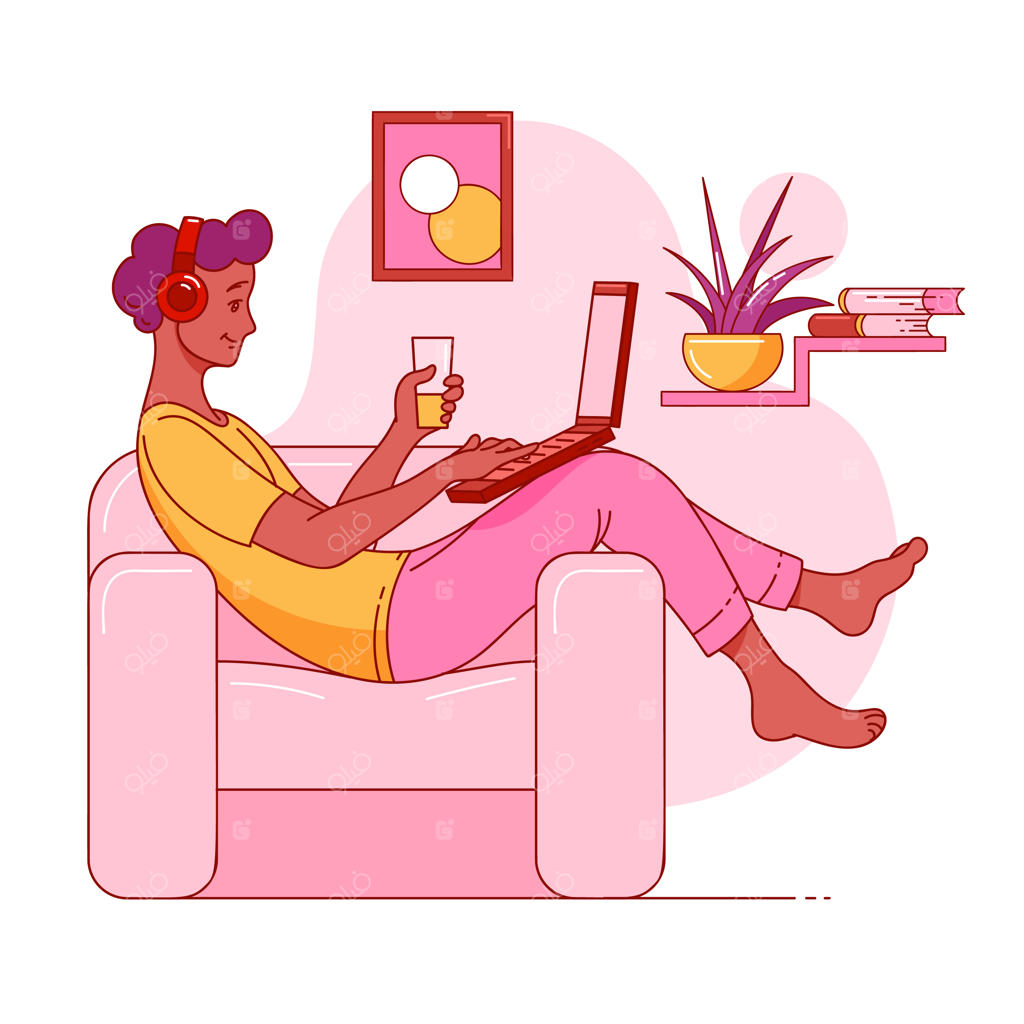 پسر دانشجو با هدفون به پادکست آنلاین گوش می‌دهد و روی لپ‌تاپ تماشا می‌کند در حالی که روی مبل نشسته است.