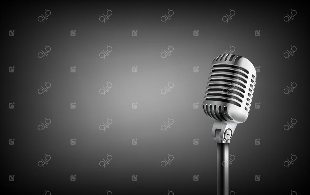 میکروفون طرح قدیمی در استودیو