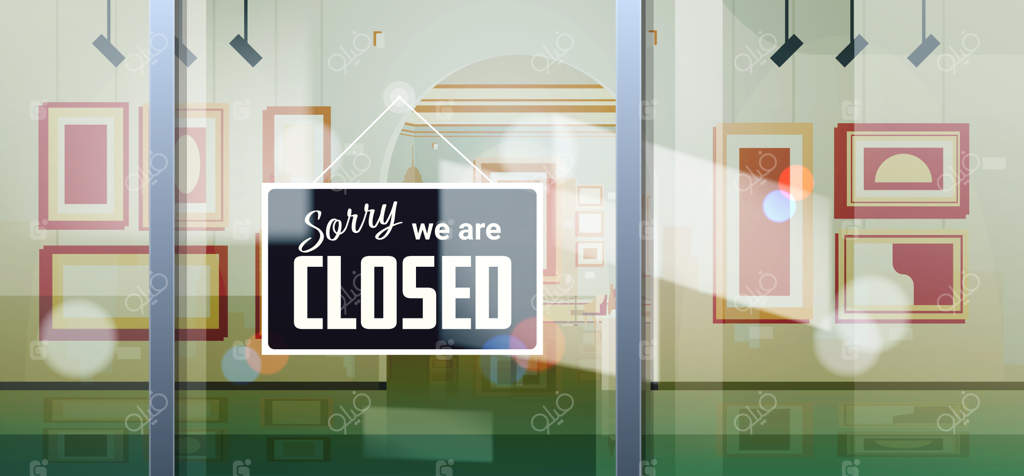 متاسفیم: بسته است - تابلوی نصب‌شده بیرون دفتر یا فروشگاه یا رستوران