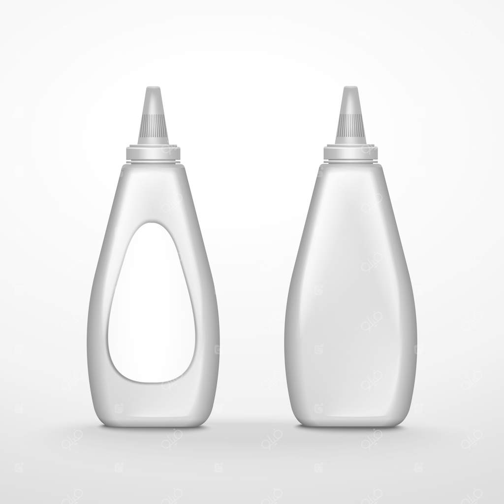 بطری‌های سس سفید پلاستیکی با برچسب خالی، پس‌زمینه سفید