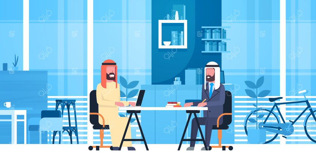 همکاری تجار عرب پشت میز کار در فضای کار اشتراکی مدرن؛ کارمندان مسلمان در مرکز کار مشترک