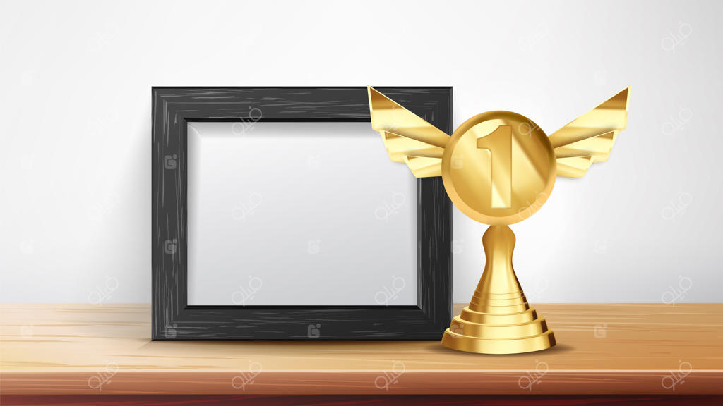 مدرک افتخار همراه با جام طلایی