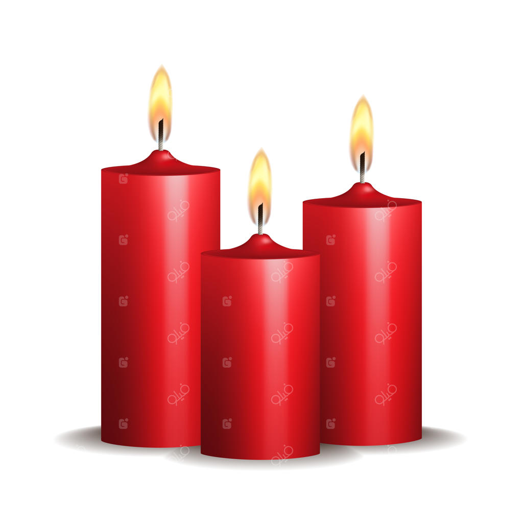سه شمع قرمز روشن در پس‌زمینه سفید