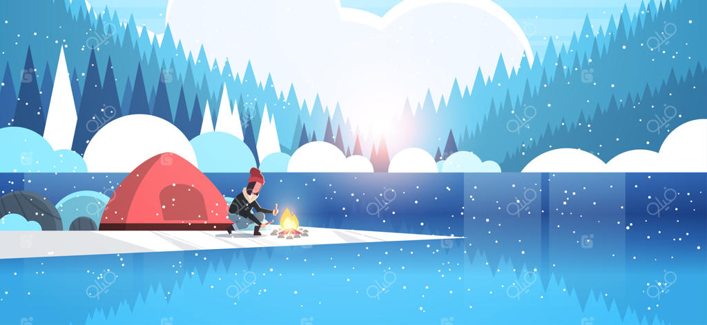 زن کوهنورد در حال روشن کردن آتش و نگه‌داشتن هیزم در کنار چادر؛ منظره زمستانی طبیعت، جنگل و کوهستان