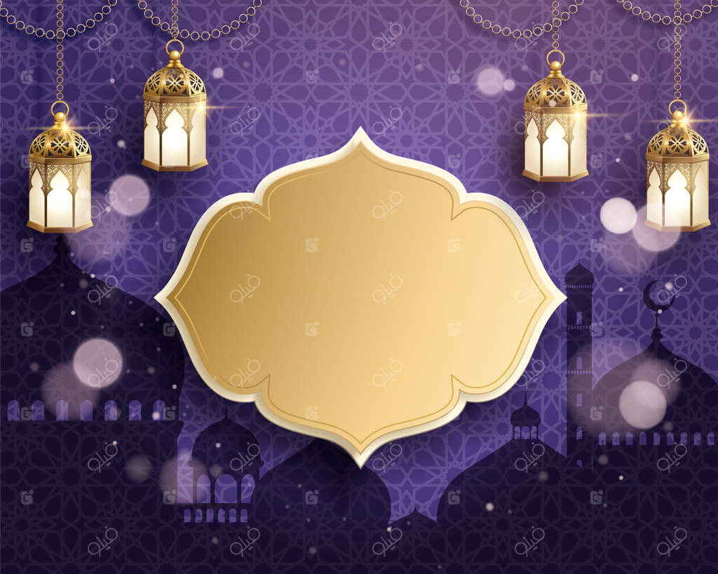 فانوس‌های رمضان آویخته بر سطح مسجد بنفش