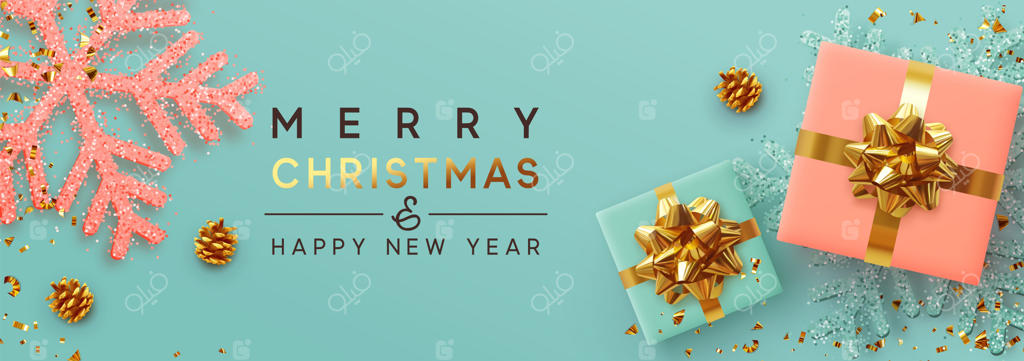 بنر کریسمس: طراحی پس‌زمینه جعبه‌های هدیه واقعی، دانه‌های برف آبی و صورتی و کاغذ رنگی طلایی. پوستر افقی، کارت تبریک، سرصفحه وب‌سایت، اشیاء تزئینی از نما بالا
