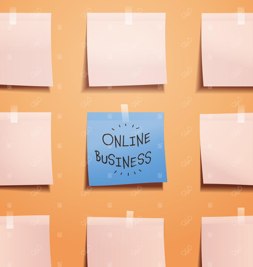 یادداشت یادآوری برنامه کسب‌وکار آنلاین روی برگه چسب‌دار