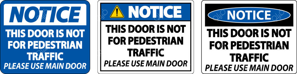 تابلوی توجه: ورود عابران پیاده ممنوع بر زمینه سفید