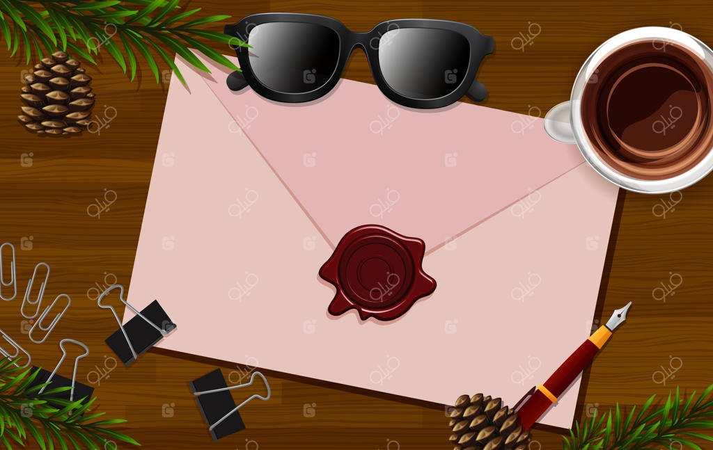 نزدیک‌نمایی نامه روی میز با عینک و چند برگ تزئینی