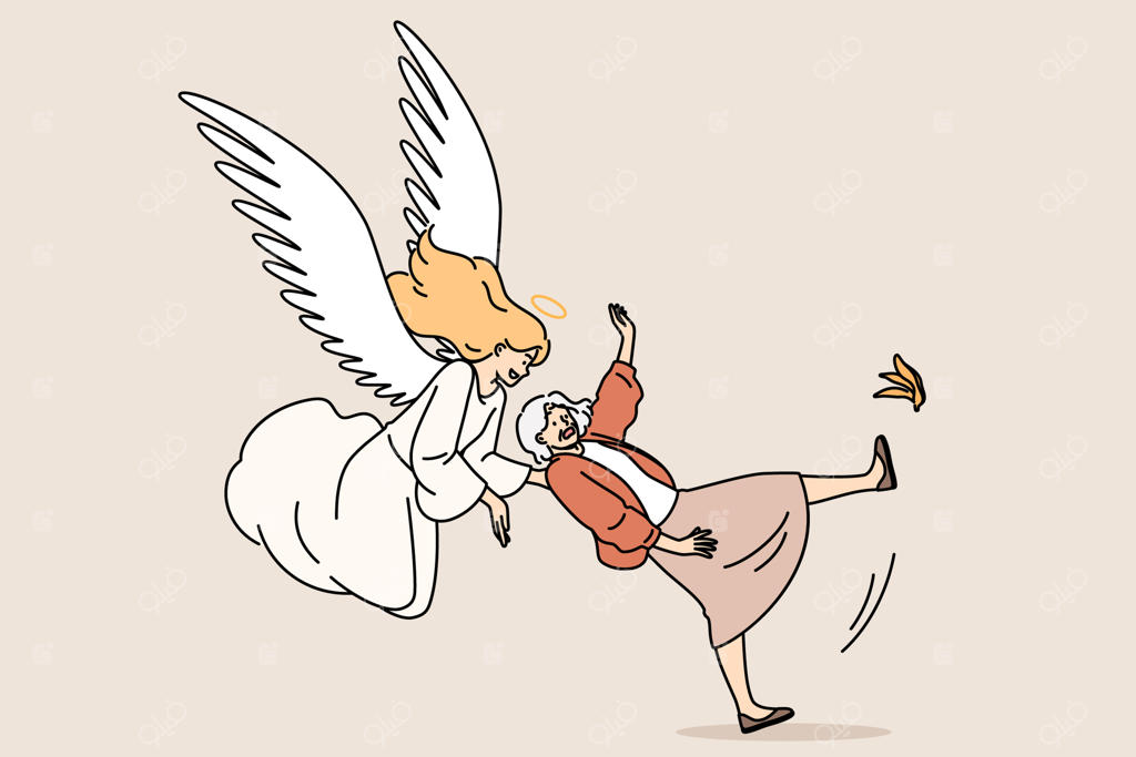 فرشته نجات به داد مادربزرگی رسید که روی پوست موز لیز خورده و در خطر آسیب‌دیدگی بود.