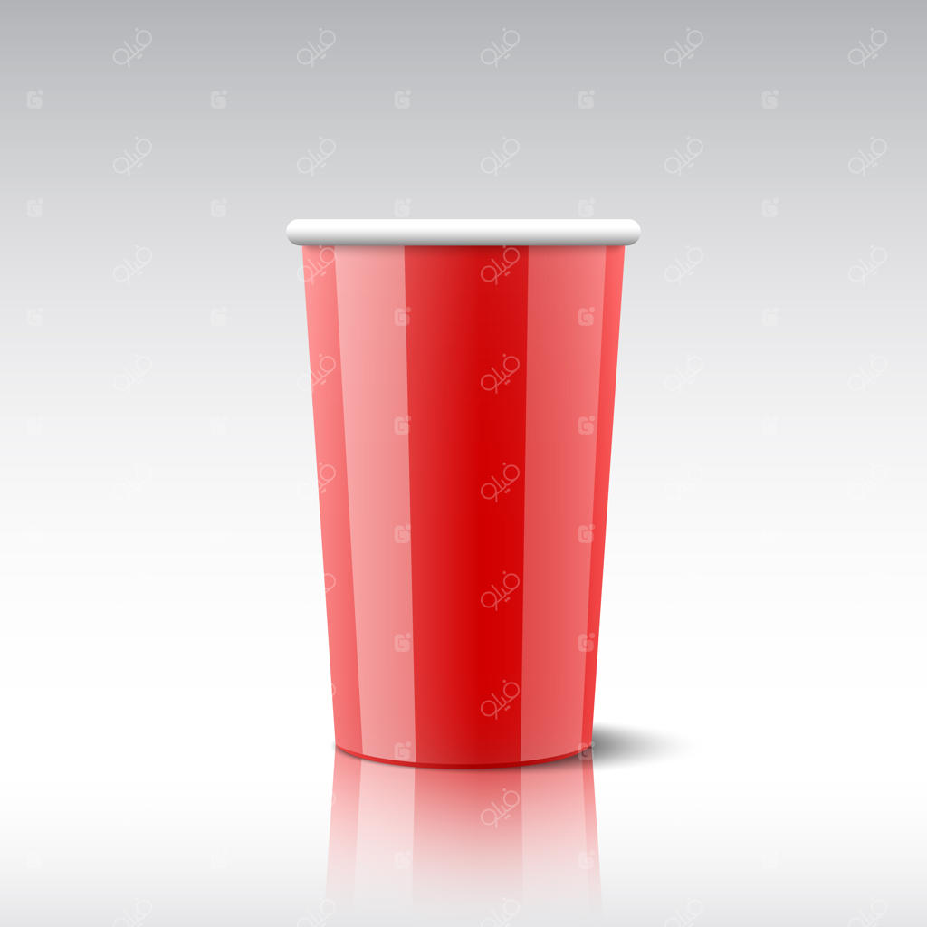 لیوان پلاستیکی قرمز