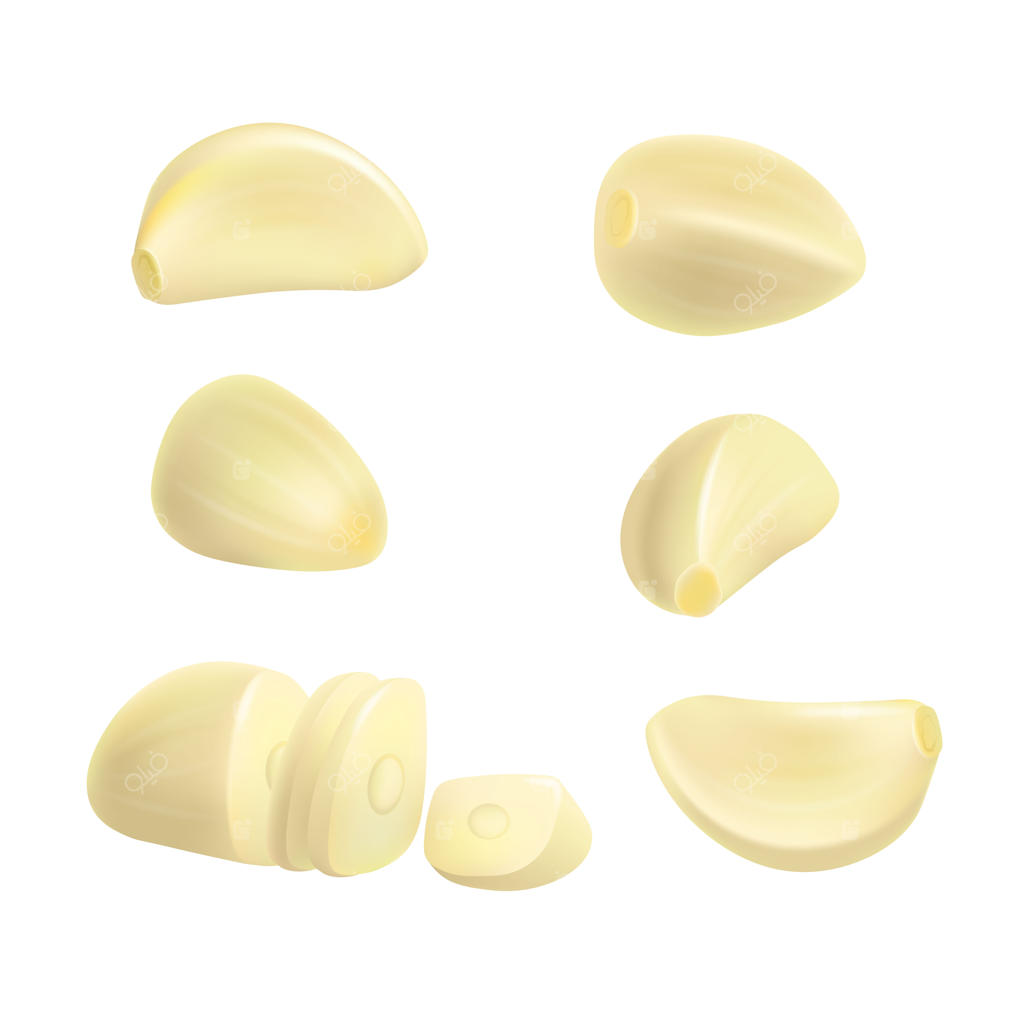 مجموعه‌ای از حبه‌های سیر پوست‌نشده روی زمینه سفید. دیدگاه‌های متفاوت. تصویرسازی واقعی. برش‌های خام سبزیجات از نزدیک.