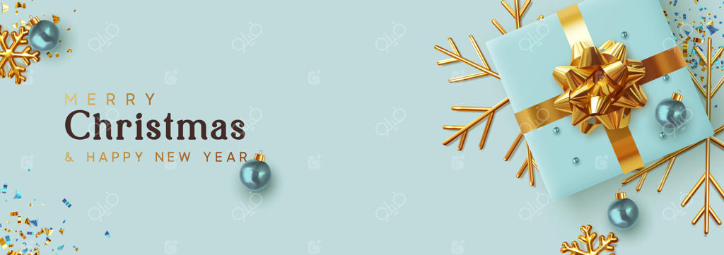 بنر کریسمس: طراحی پس‌زمینه xmas با جعبه هدیه‌های آبی واقعی، برف‌دانه‌های سه‌بعدی طلایی و تزیینات براق طلایی، توپ‌های تزئینی. پوستر افقی کریسمس، کارت‌های تبریک، سربرگ وبسایت