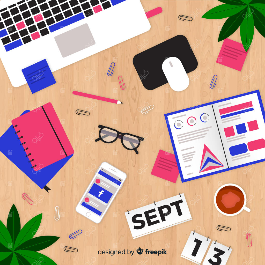 نمای از بالا میز اداری حرفه‌ای